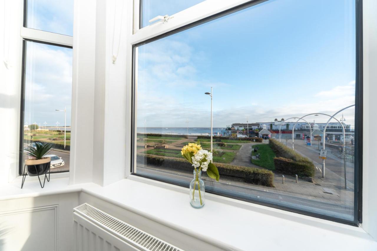 Sea Views Stunning 2 Bedroom Apartment # Lowestoft Exteriér fotografie