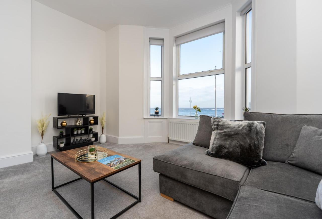 Sea Views Stunning 2 Bedroom Apartment # Lowestoft Exteriér fotografie