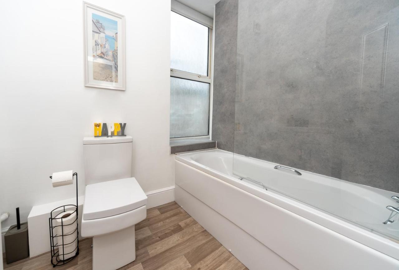 Sea Views Stunning 2 Bedroom Apartment # Lowestoft Exteriér fotografie