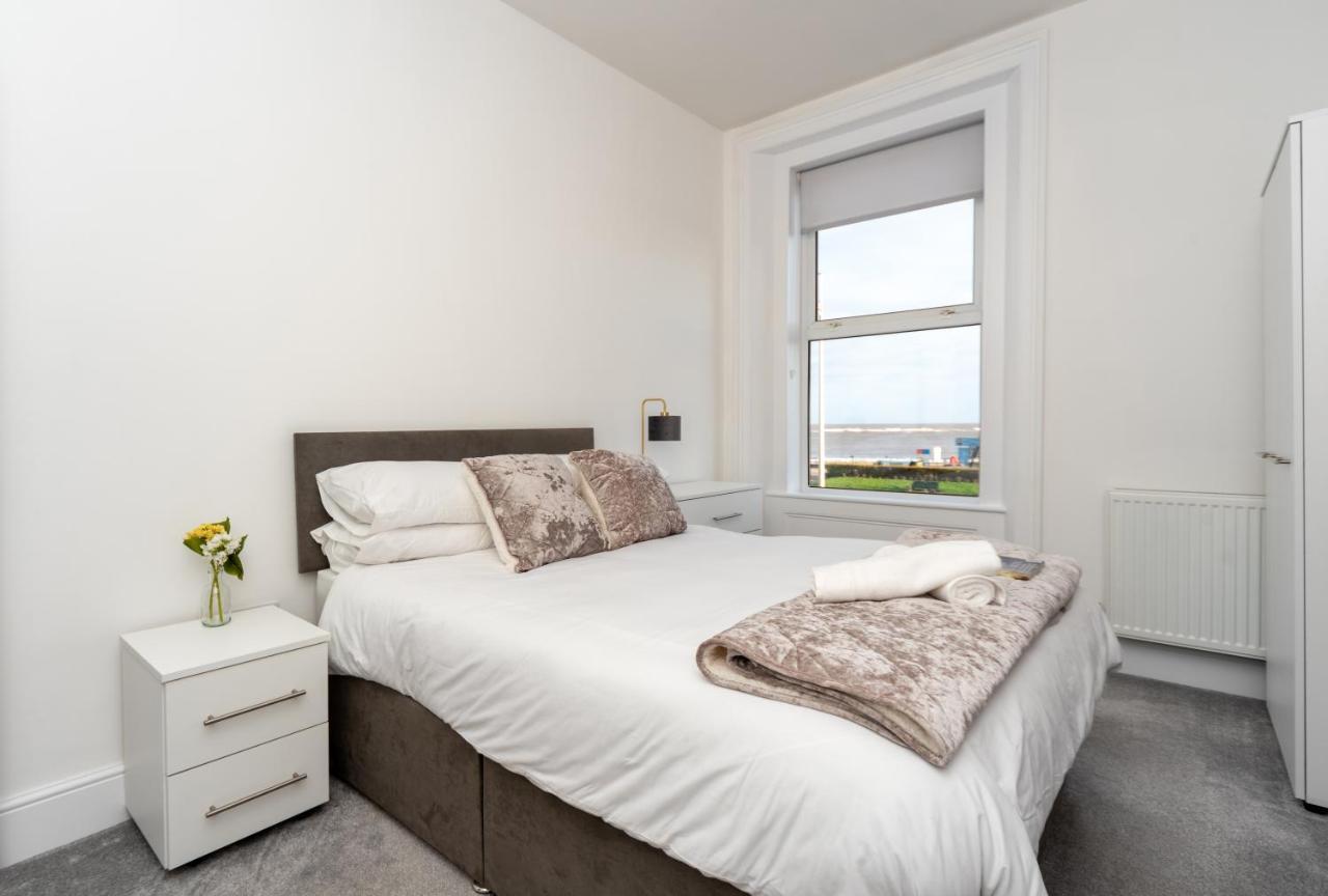Sea Views Stunning 2 Bedroom Apartment # Lowestoft Exteriér fotografie